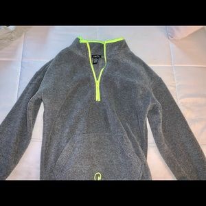 Gray Rue 21 quarter zip